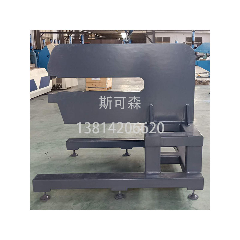 非标定制自冲铆接机